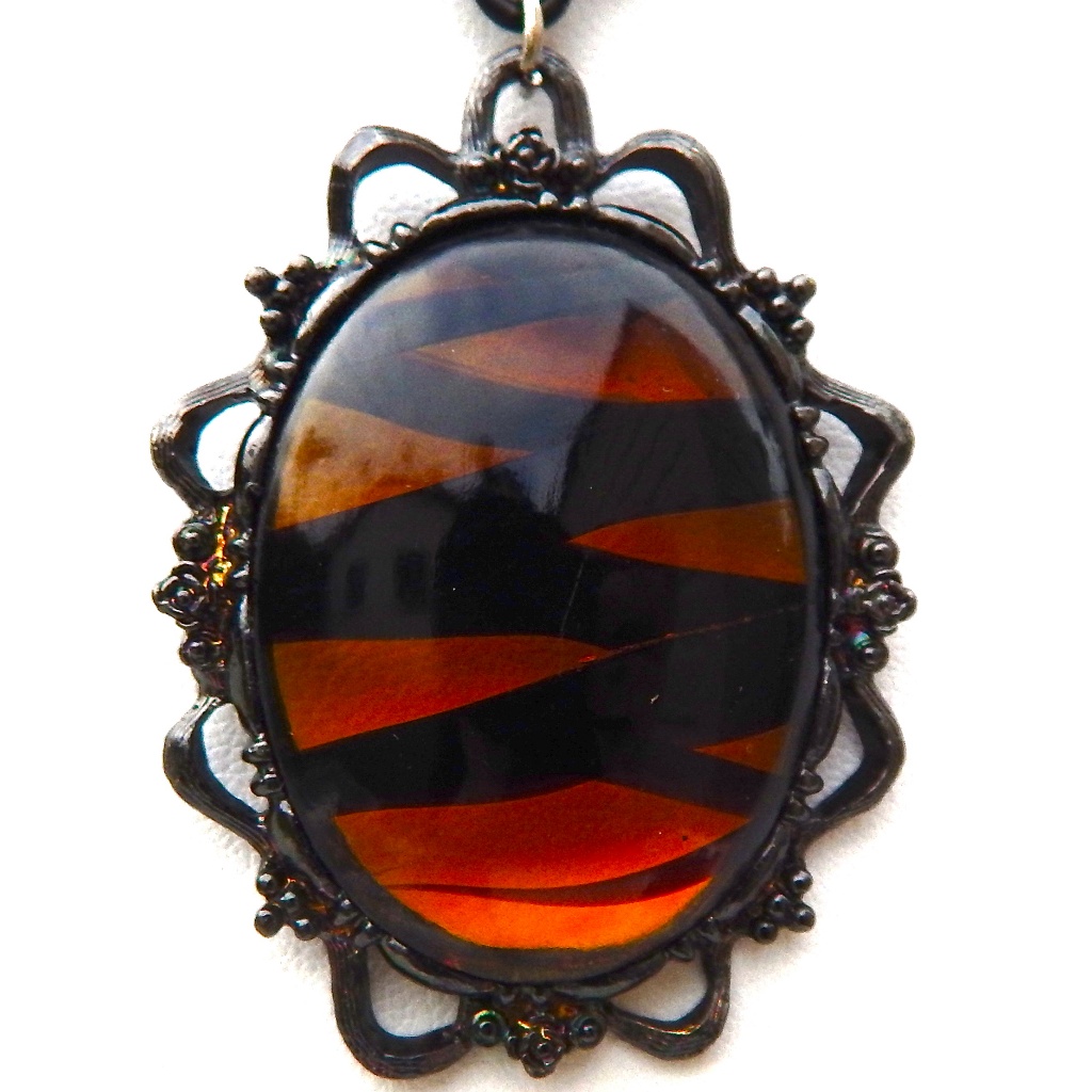 Rootbeer Glass Necklace